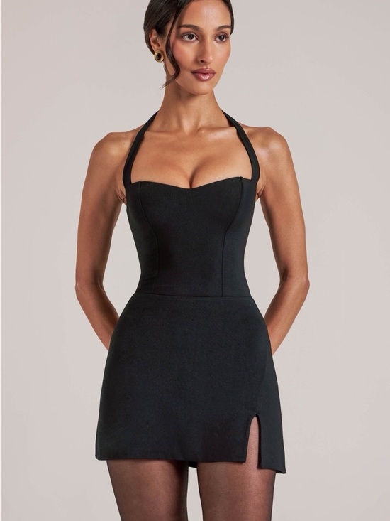 Oh Polly Dresses & Skirts - Oh Polly Tula mini skirt with split in black